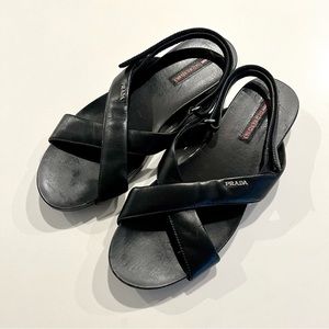 PRADA Black Strappy Leather Sandals Criss Cross Strap Women’s 40 Size 9
